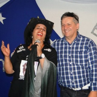 VANDA CAMPOS E  CONTRATENTE DE SOWS